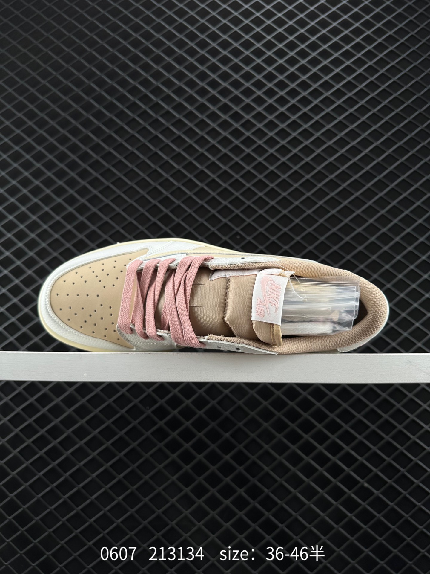 Travis Scott x Air Jordan 1 Low